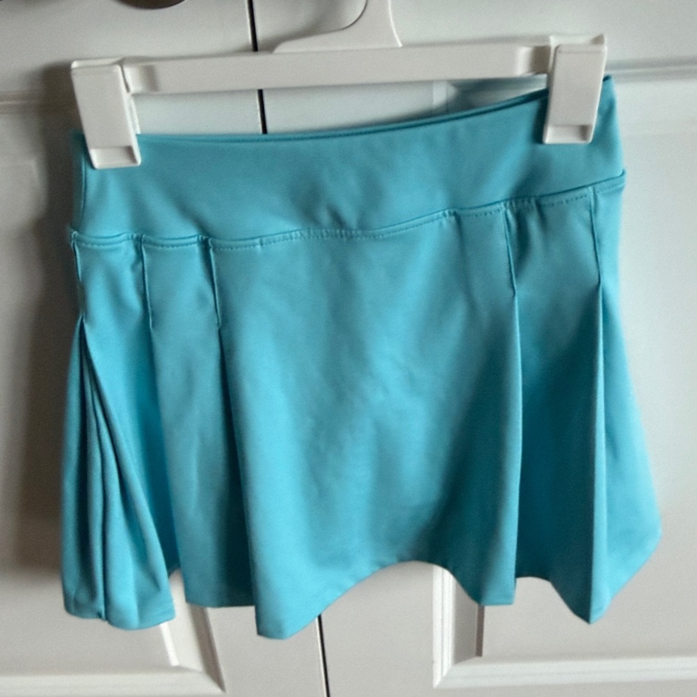 Tommy Bahama Sky Blue Golf skirt w shorts under